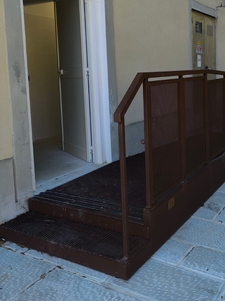 Rampa disabili in acciaio verniciato simil corten